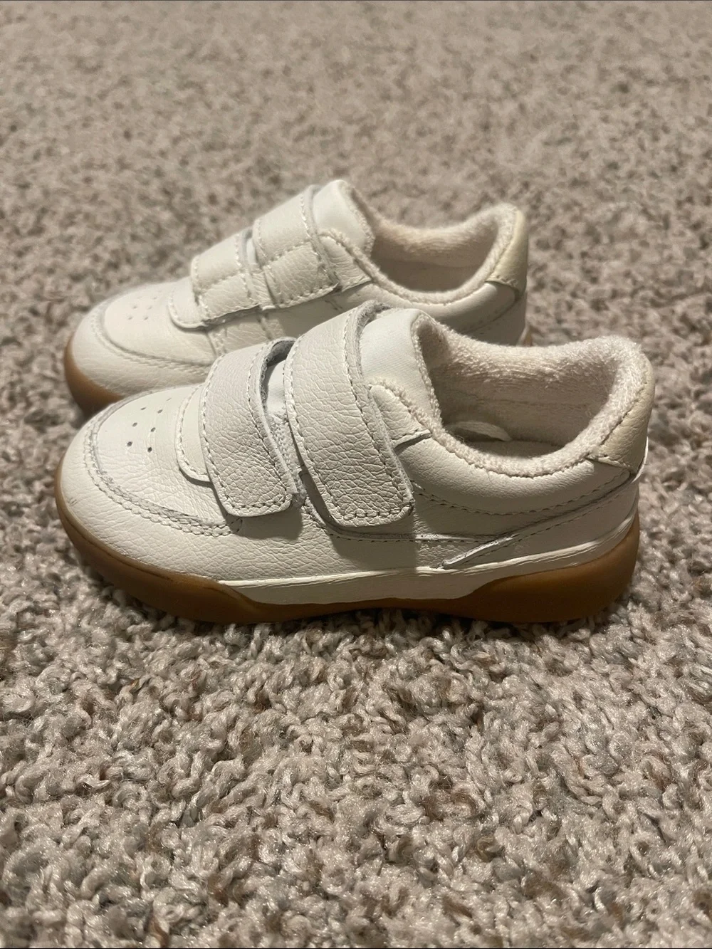 Zara classic white